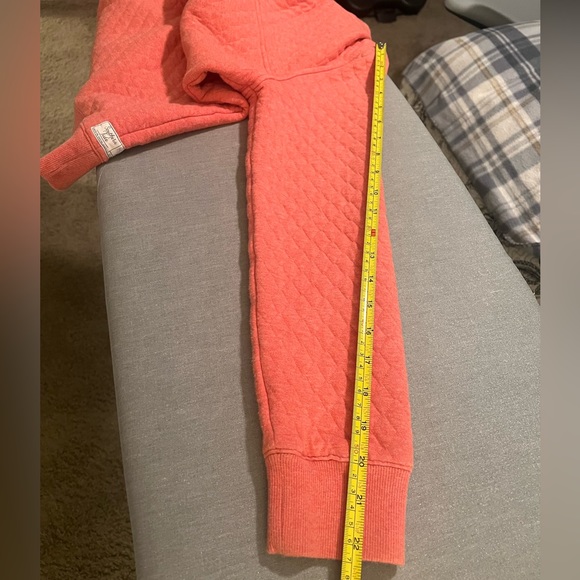 Quilted pullover - Picture 10 of 11